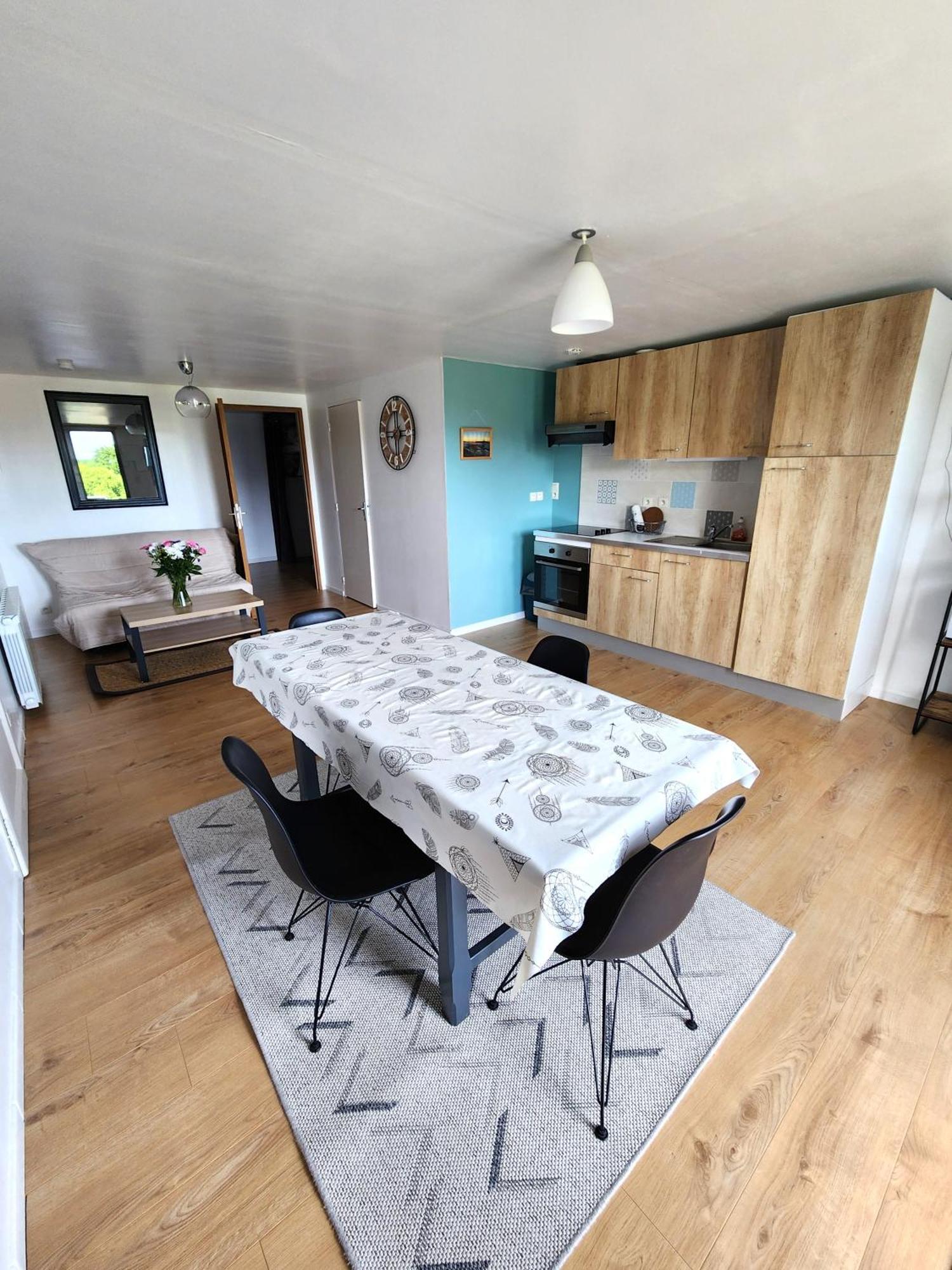Appartement Independant Dans Maison Au Calme Pugny-Chatenod Buitenkant foto